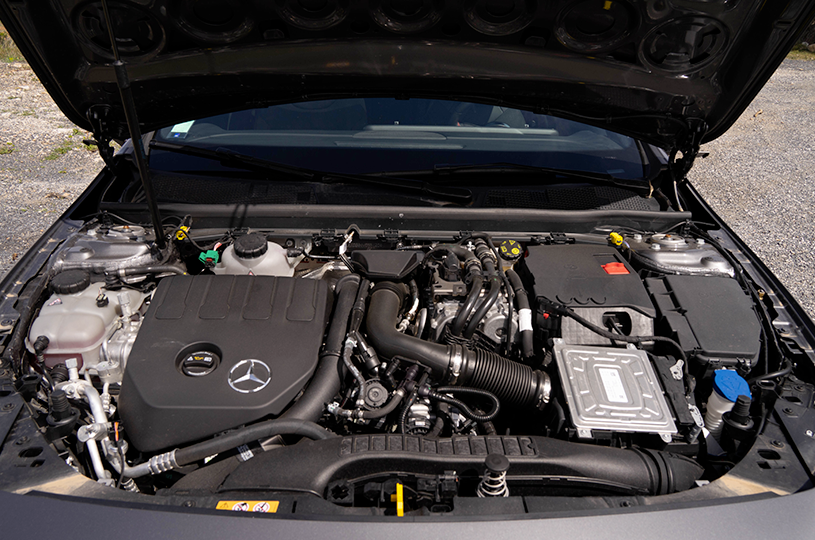 Mercedes Classe A250 e EQ-Power capot