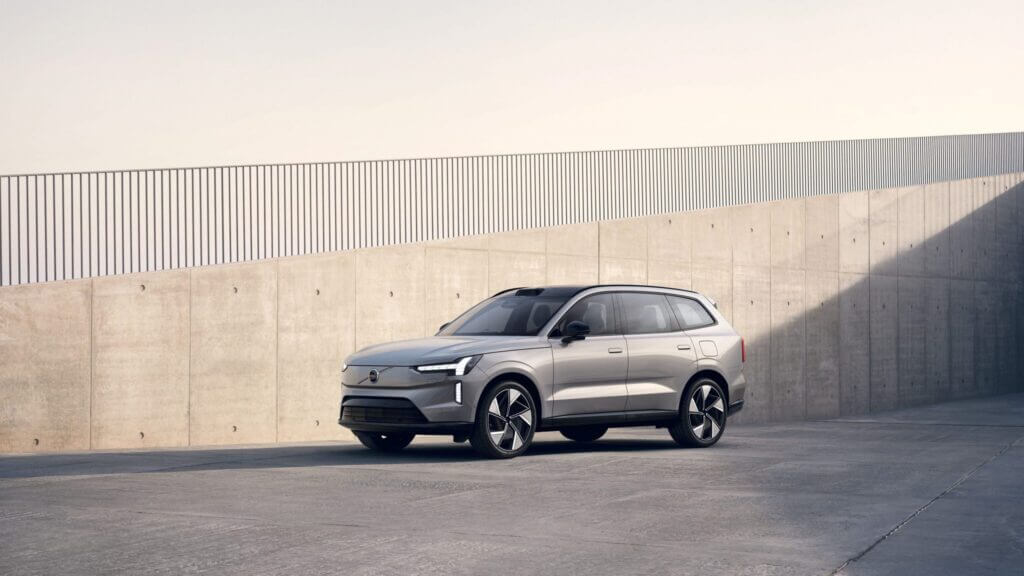 Volvo EX90, SUV 7 places 100% électrique