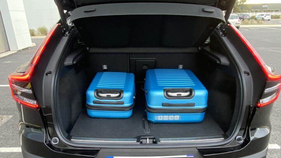 Le coffre de 418 l de la Volvo C40