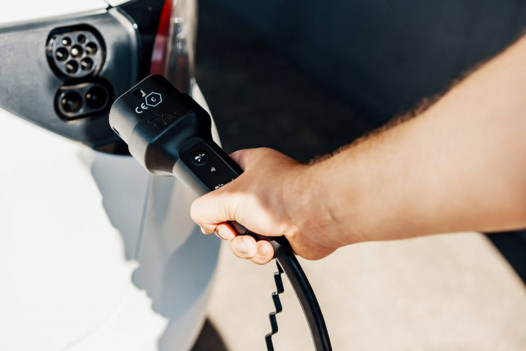 Les différentes prises de bornes de recharge