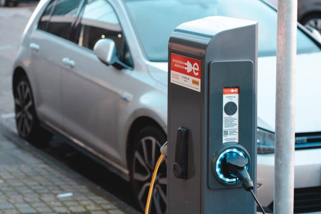 Les bornes de recharge sont en plein développement
