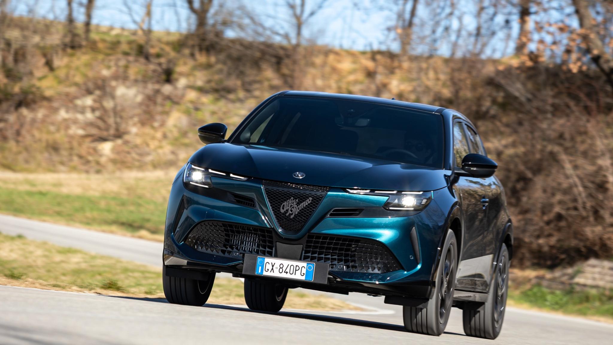 Alfa Romeo Junior en conduite dynamique