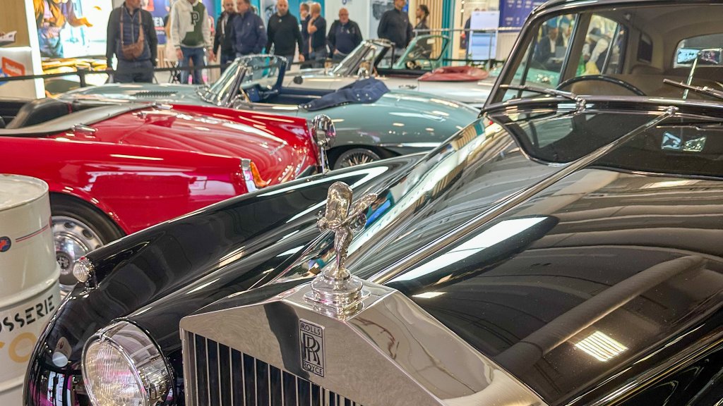 Ancienne Rolls Royce au salon Equip Auto de Paris