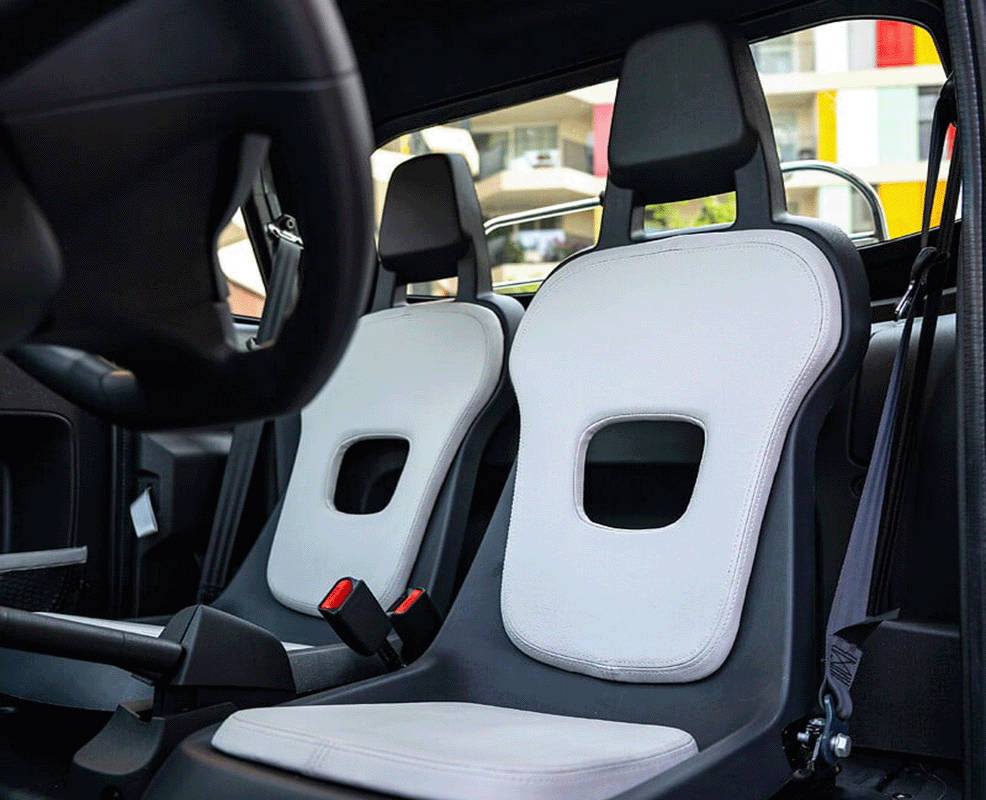 Places avant de la Topolino