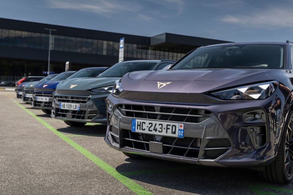 Cupra Terramar de face