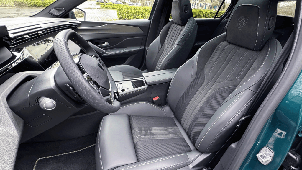 Sièges avant nouvelle 308 GT