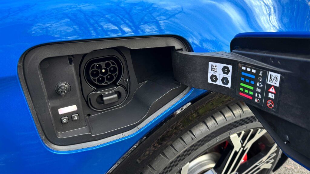 Prise de recharge A390