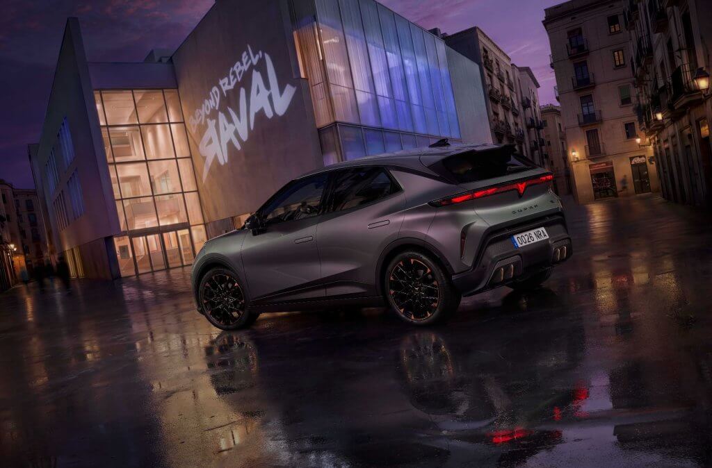 Nouvelle Cupra Raval face arrière