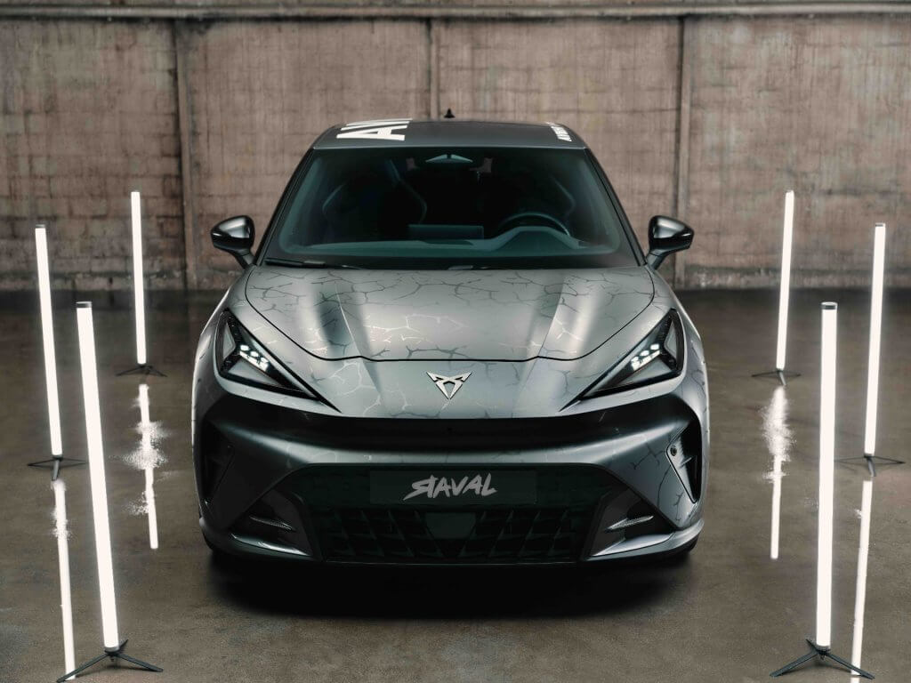 Cupra Raval Avnier de face