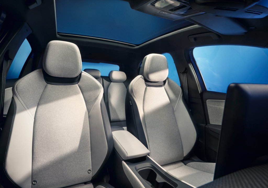 Places avant de la nouvelle ID. Polo