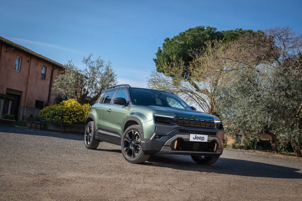 Jeep Avenger 3/4 avant