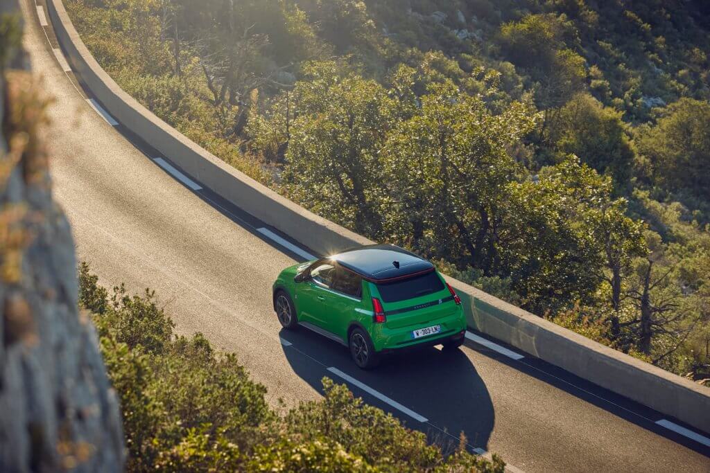 Renault 5 E-Tech en roulage