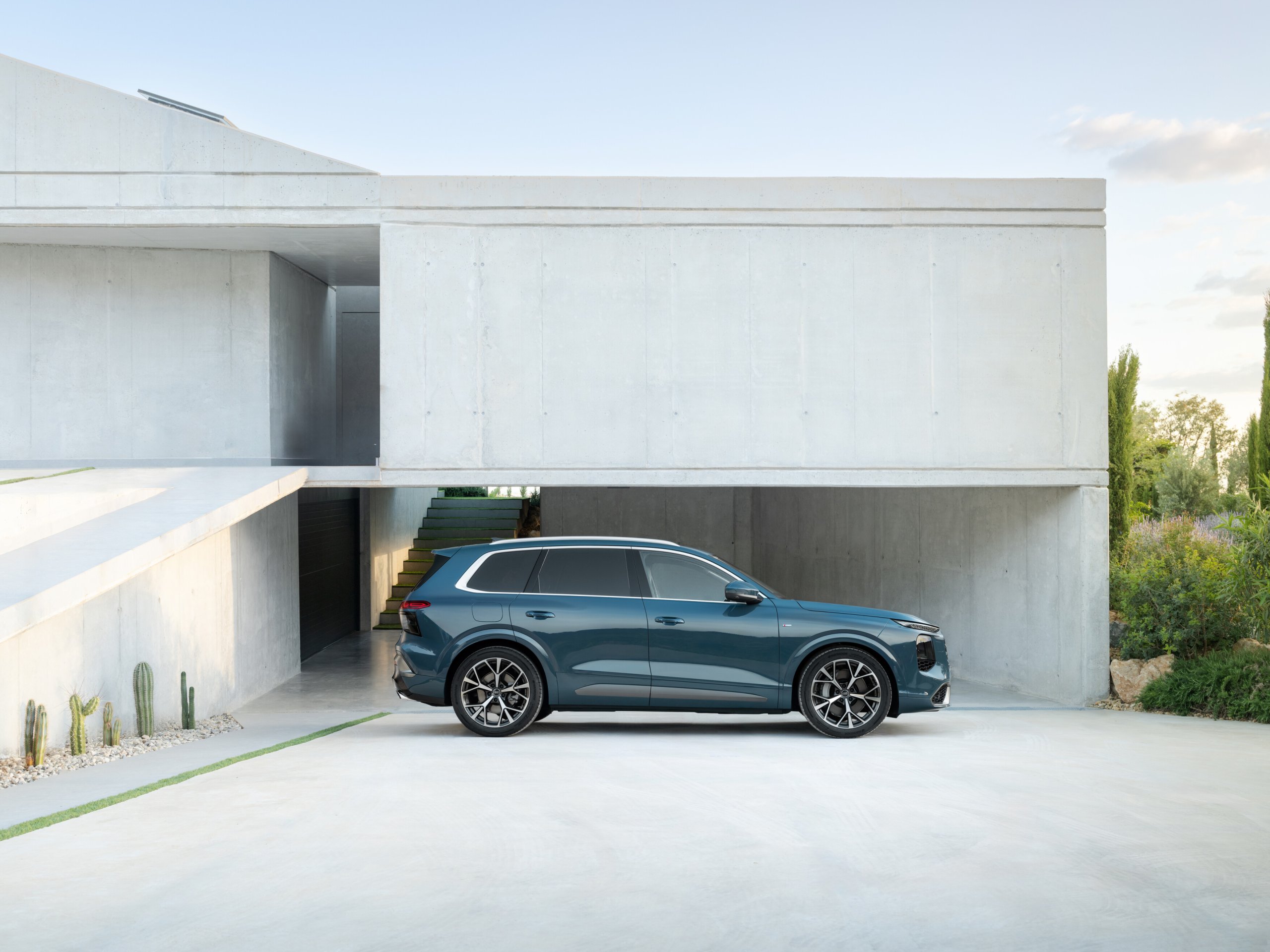 Audi Q7 de côté