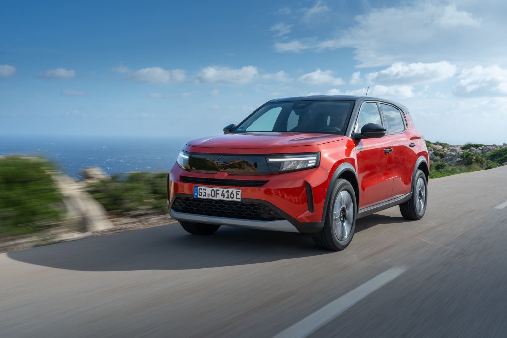 Opel Frontera sur route
