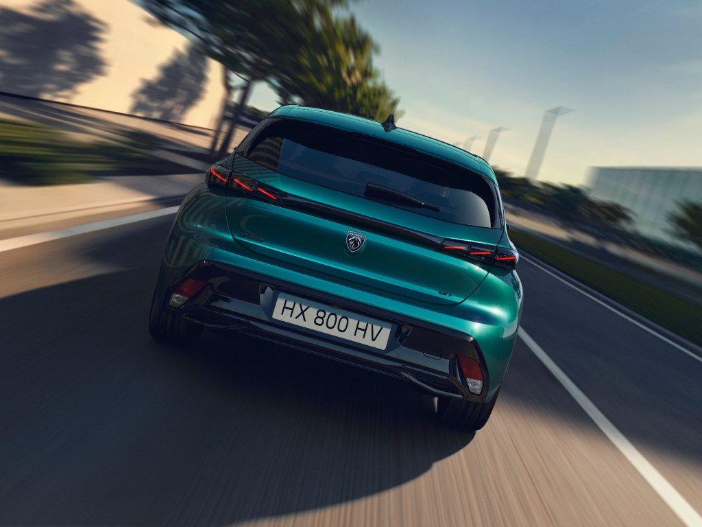 Peugeot 308 arrière en roulage