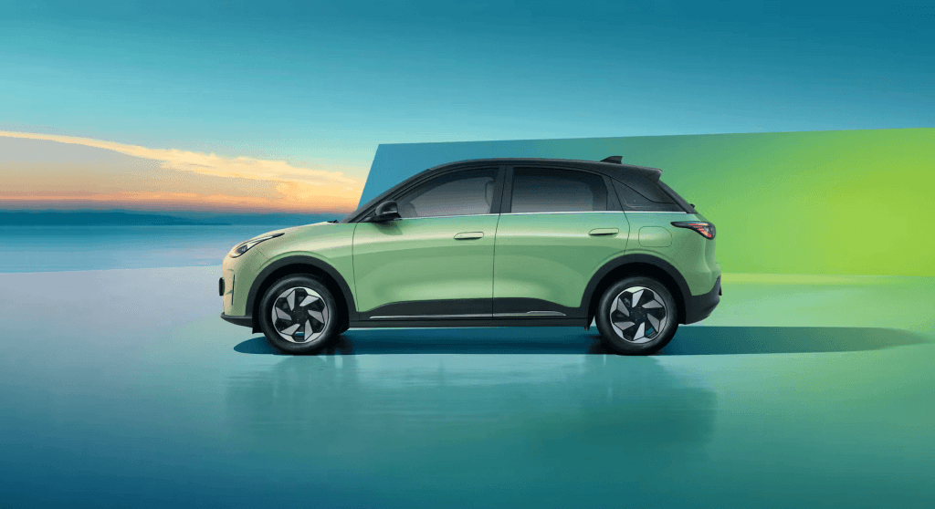 Geely E2 côté gauche