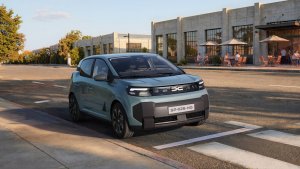 Nouvelle Dacia Spring 3/4 avant