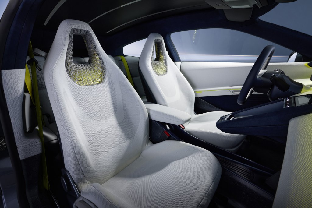 Places avant Volkswagen Concept Mission Efficiency