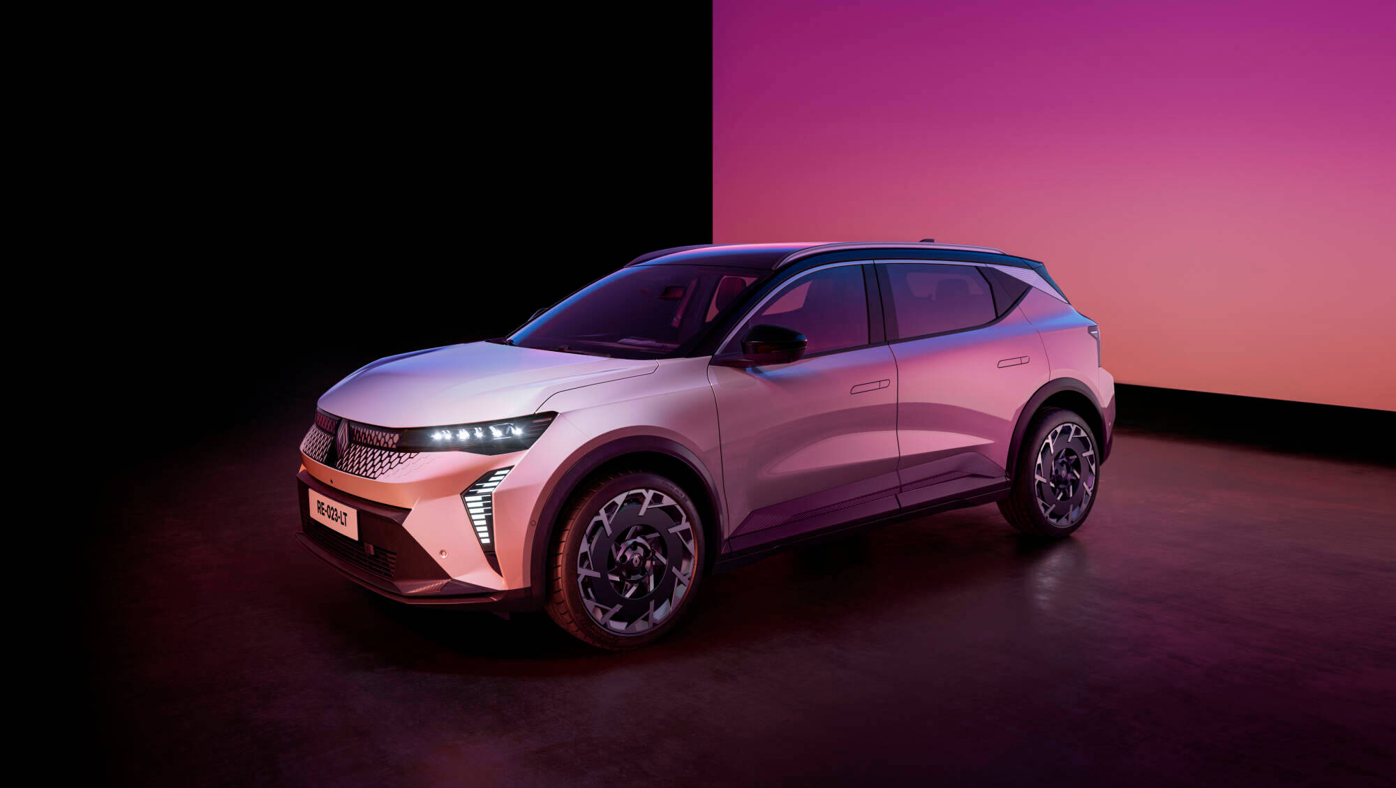Renault Scénic E-Tech avant gauche