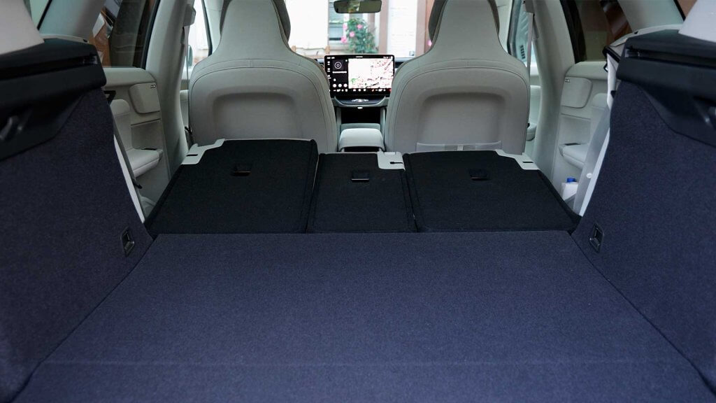 Coffre Volvo EX60
