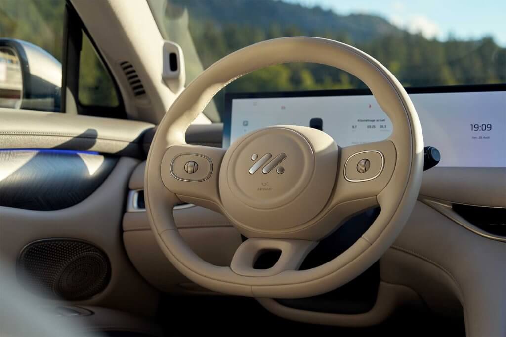 Volant MG IM6